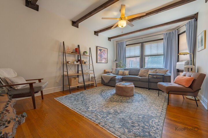 Property Photo: 850 Washington Boulevard 2 IL 60302