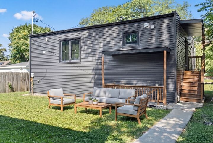 Property Photo:  2307 Lake Street  IL 60201 