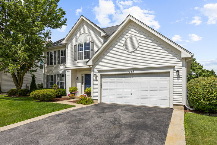 Property Photo:  1255 Chicory Lane  IL 60564 