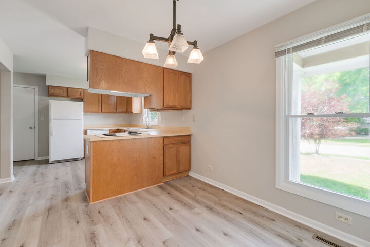 Property Photo:  901 Hampton Court  IL 60050 