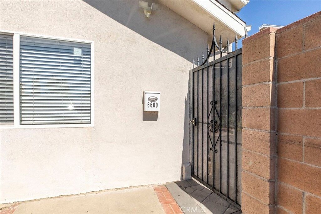 Property Photo:  6600 Charlesworth Avenue  CA 91606 