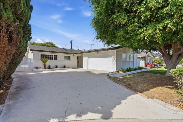Property Photo:  1430 Hillandale  CA 90631 
