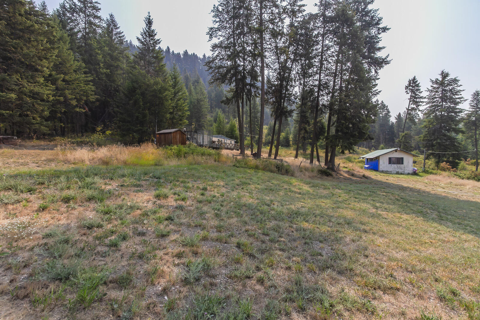 Property Photo:  888 Williams Lake Rd  WA 99114 
