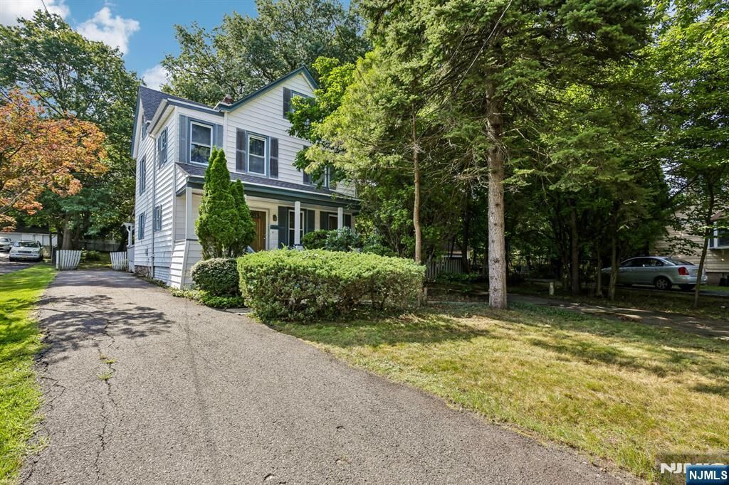 Property Photo:  14 Jacobus Avenue  NJ 07424 