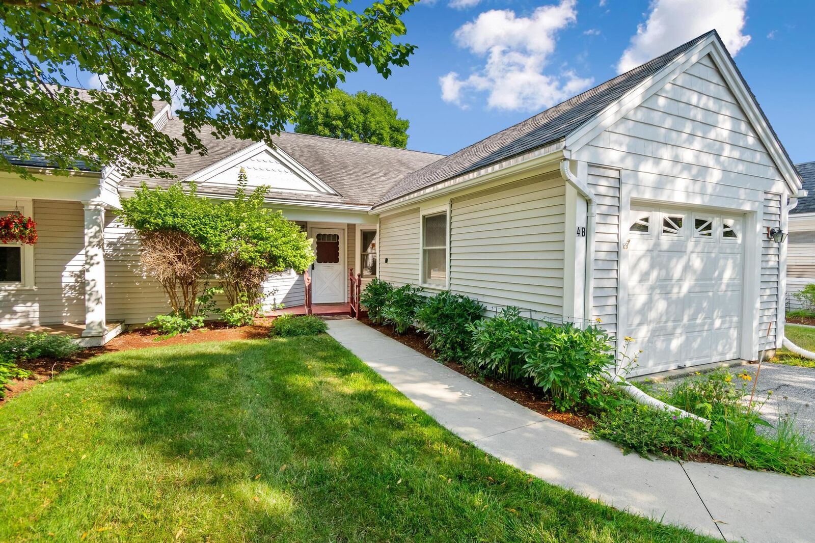 Property Photo:  16 Clover Drive  VT 05452 