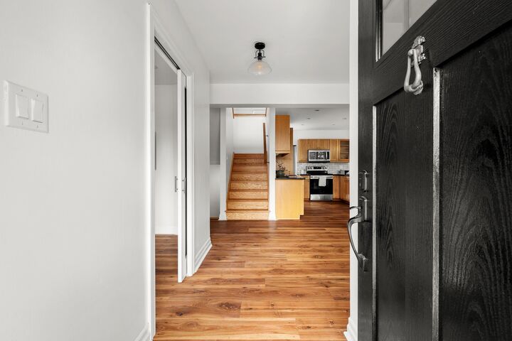 Property Photo: 6705 Quinpool Road NS B3L 1C1