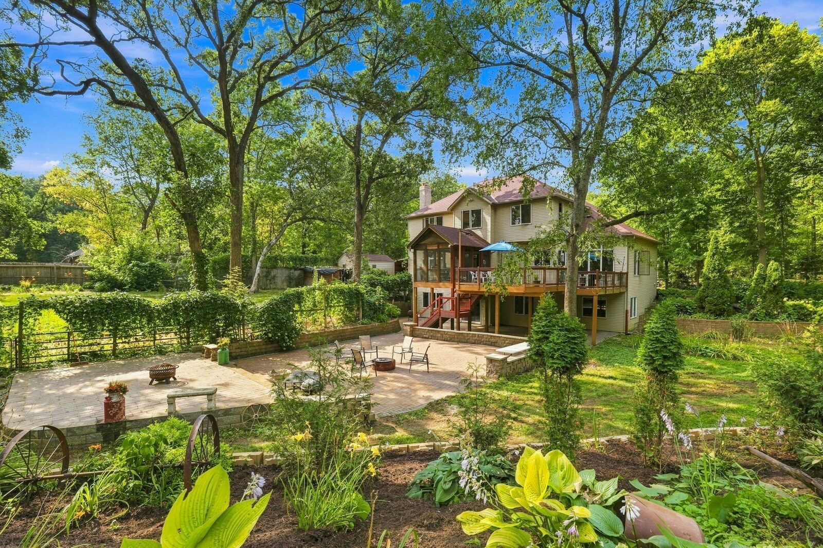 Property Photo:  14028 Furlong Trail  MN 55033 