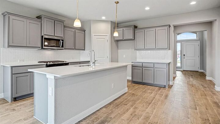 Property Photo: 121 Ringtrail Drive TX 76078