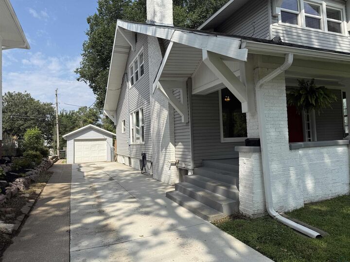 Property Photo: 3231 Jackson Street IA 51104