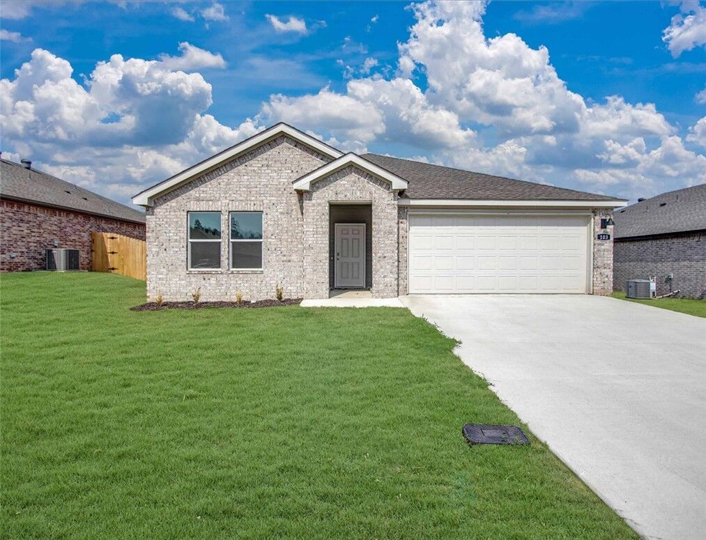 Property Photo:  534 Oklahoma Street  AR 72730 