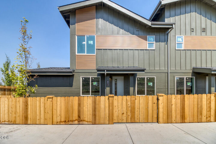 Property Photo: 896 SE Aquila Drive OR 97741