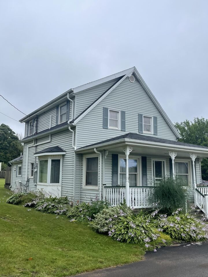 Property Photo: 10 Ross Street PE C0A 1T0