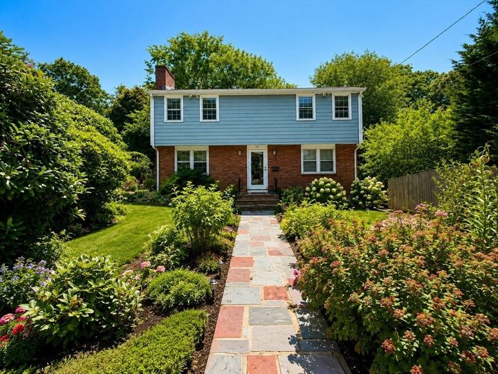 Property Photo: 27 Maplewood Ave MA 02459
