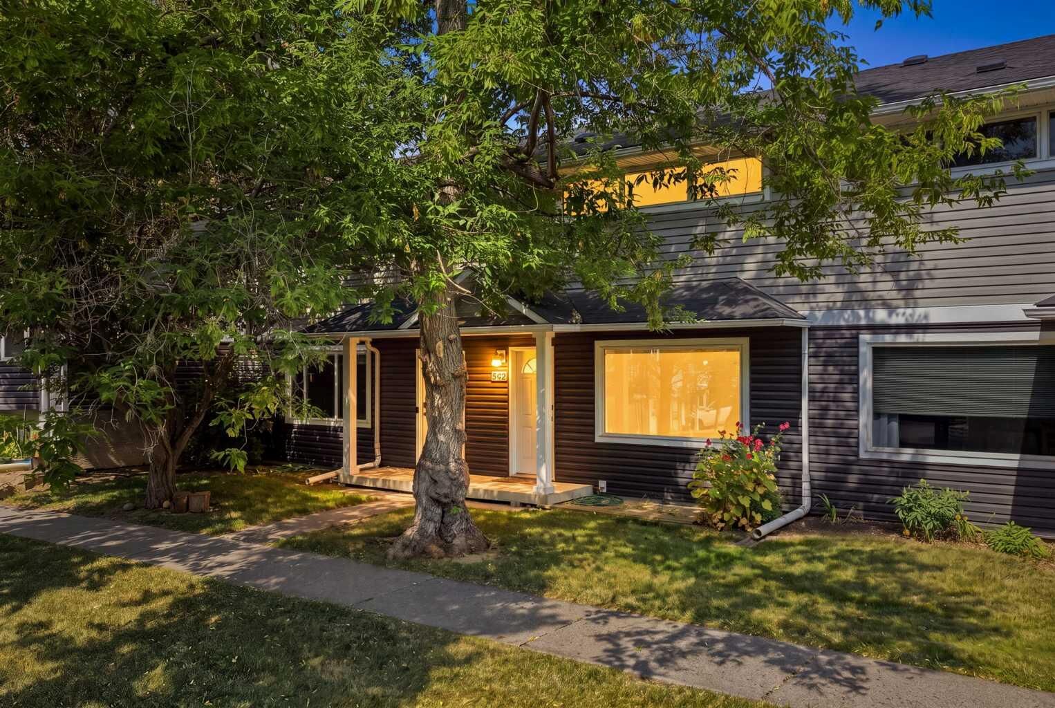 Property Photo: 542 Regal Park NE AB T2E 0S6