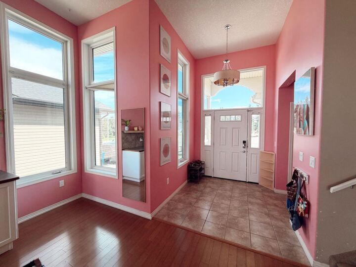 Property Photo: 1016 2 Street NE AB T0M 1X0