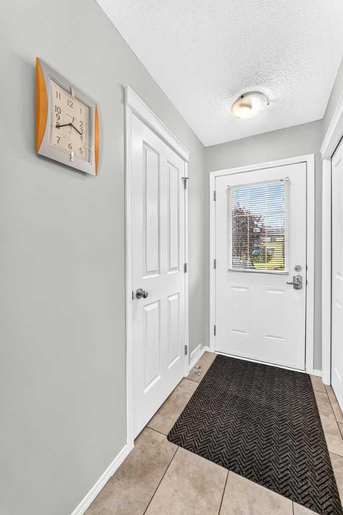 Property Photo: 140 Sagewood Boulevard SW 802 AB T4B 3H5