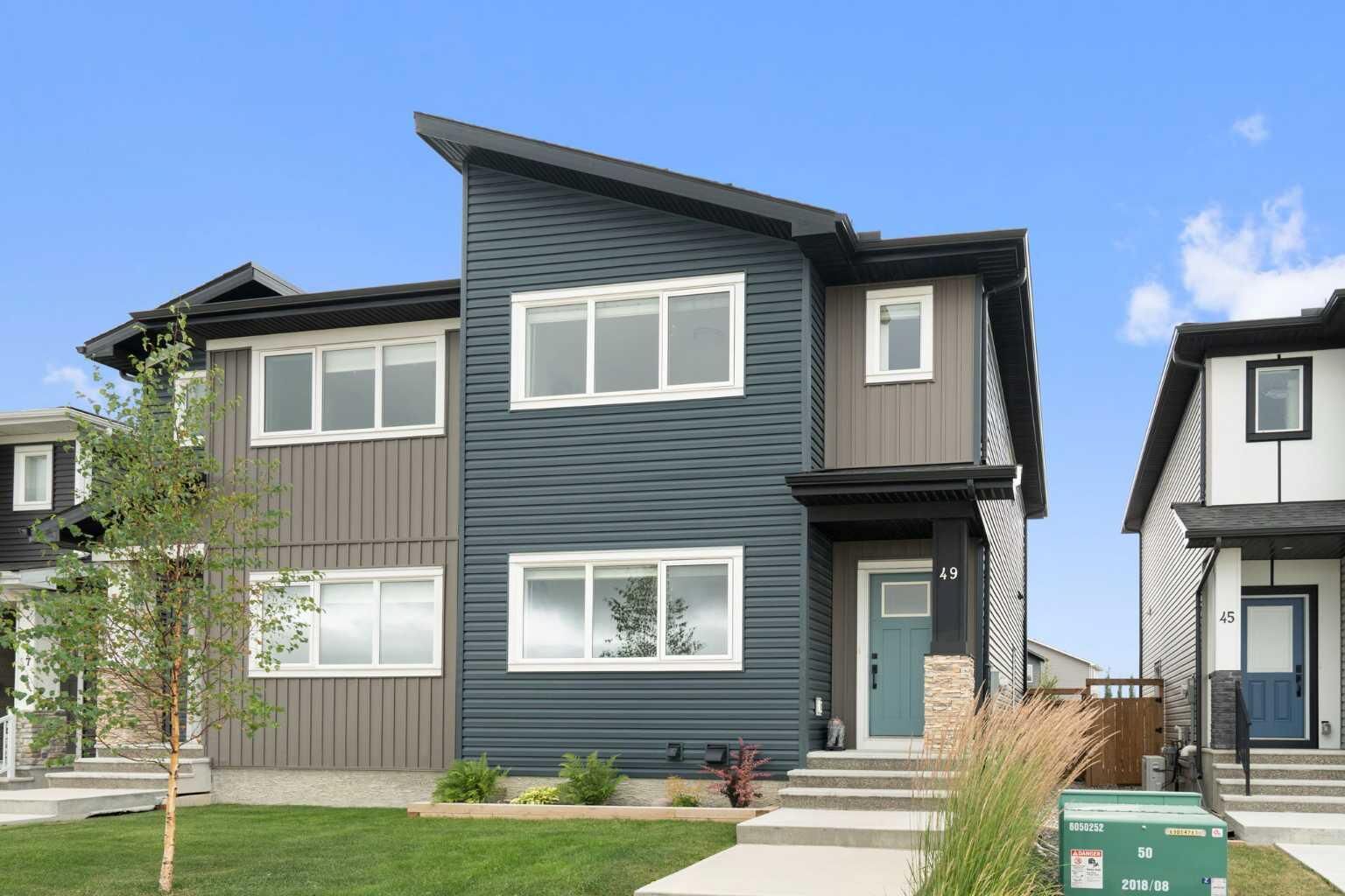 Property Photo: 49 River Heights Drive AB T4C 0Y1