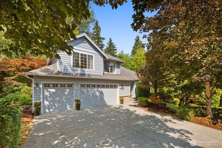 Property Photo:  1514  201st Avenue E  WA 98391 