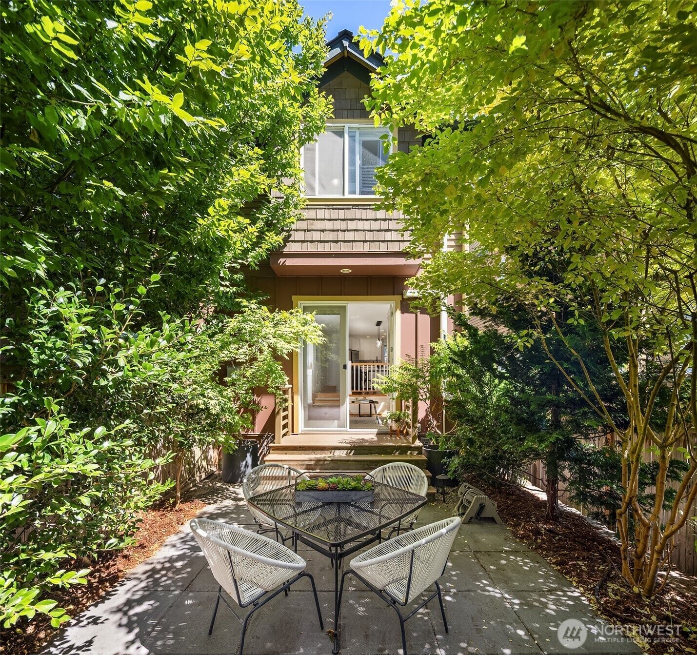 Property Photo:  4315  Linden Avenue N A  WA 98103 