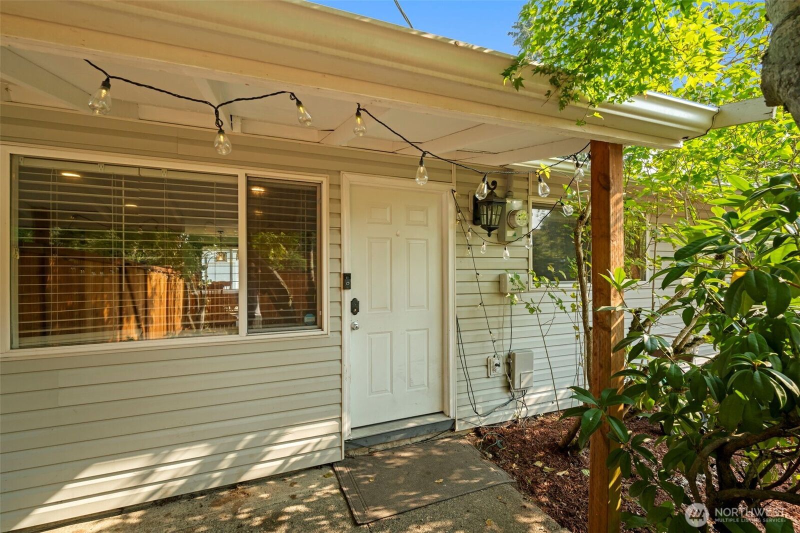 Property Photo: 222 SW 305th Street WA 98023