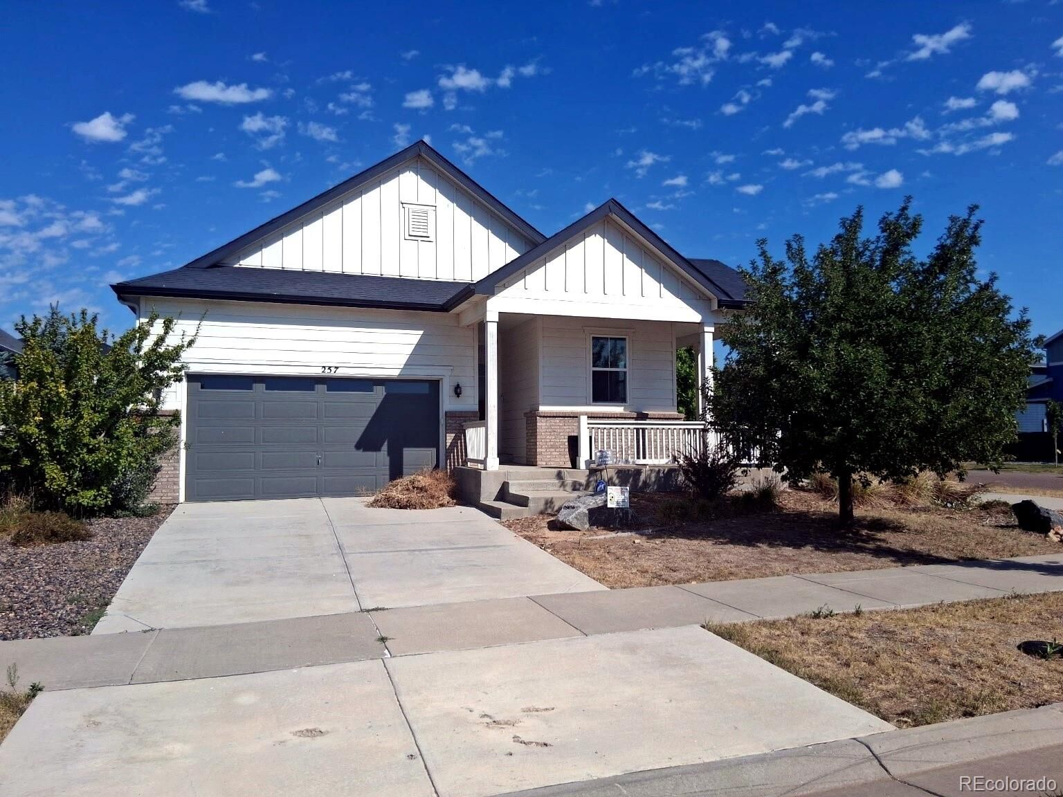 Property Photo: 257 S Scottsburg Court CO 80018