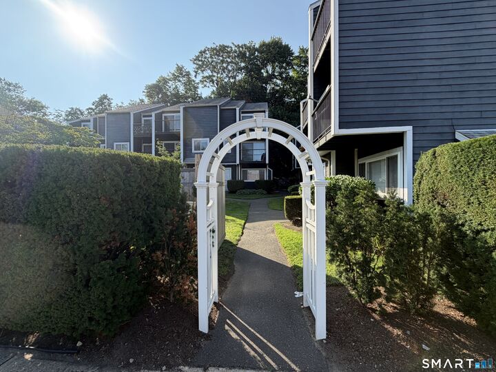 Property Photo: 22 Dr Martin Luther King Jr Drive B/6 CT 0685