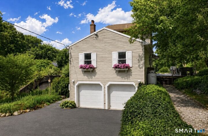 Property Photo:  380 Hidden Lake Road  CT 06441 