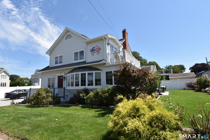 Property Photo: 18 Mohican Trail CT 06475