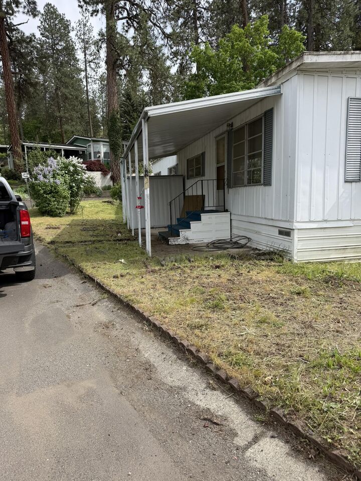 Property Photo: 3231 W Boone, #301 WA 99201