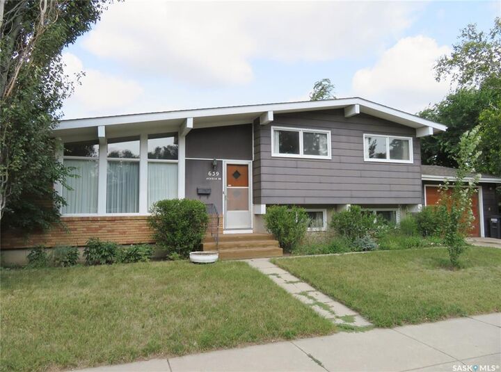 639 Acadia Drive — photo 1
