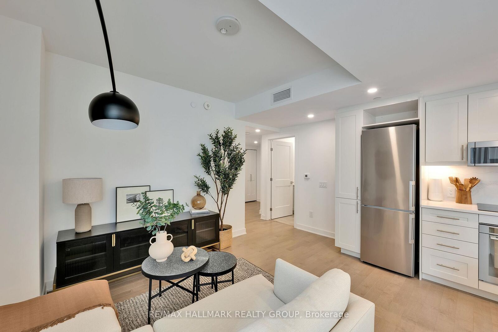 Property Photo:  340 Queen Street 1306  ON K1R 0G1 