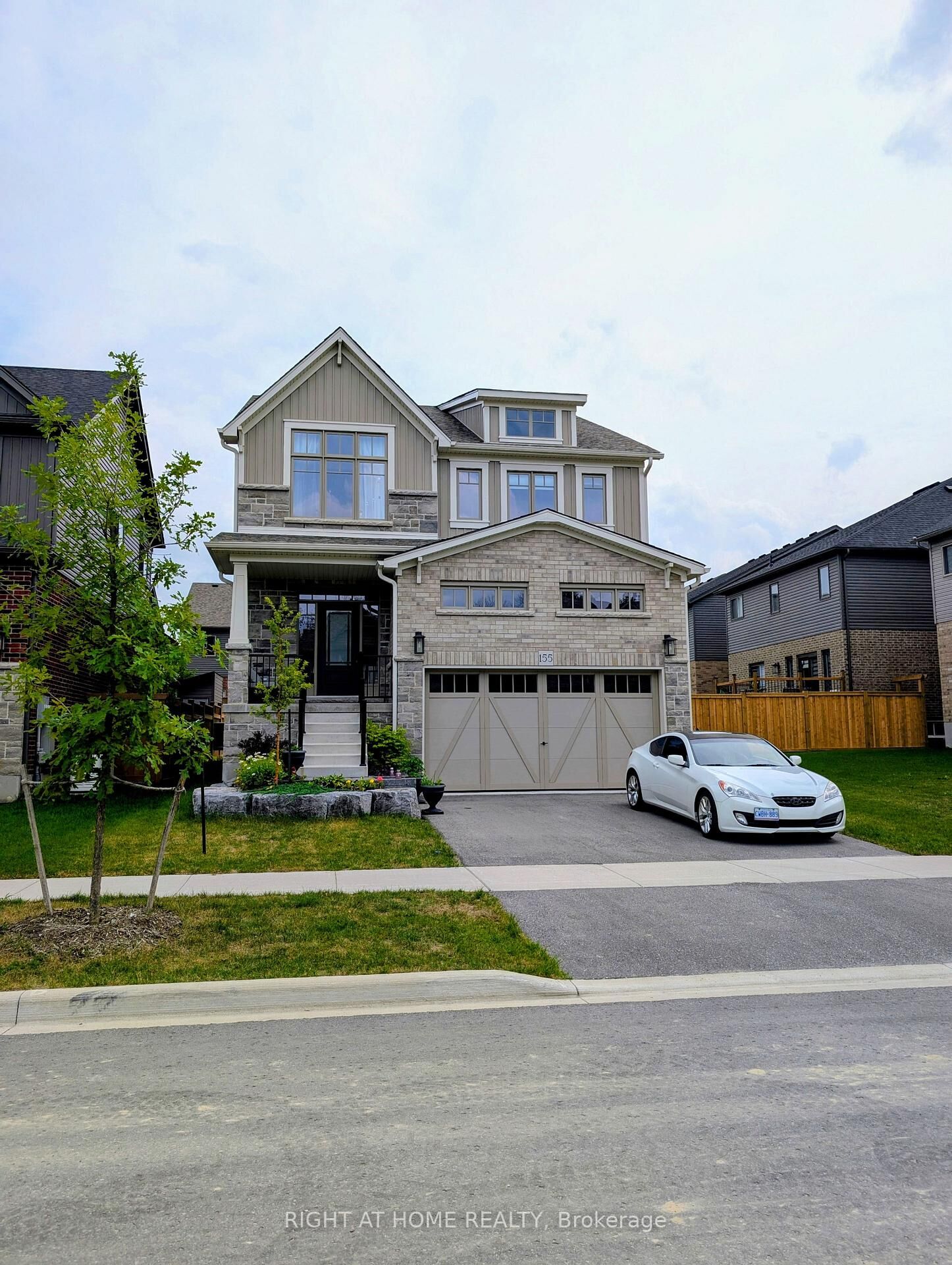 Property Photo:  155 Plewes Drive  ON L9Y 5M5 