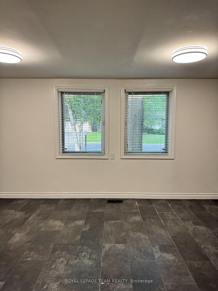 Property Photo: 145 Penfield Drive ON K2K 1M4