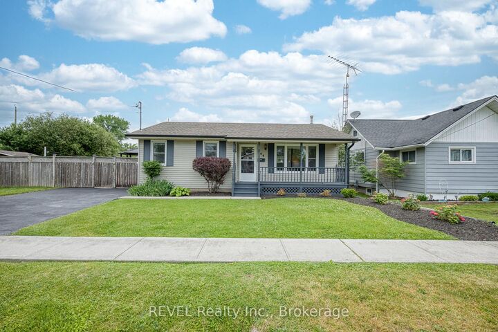 Property Photo: 344 Leask Avenue ON L2A 4L4