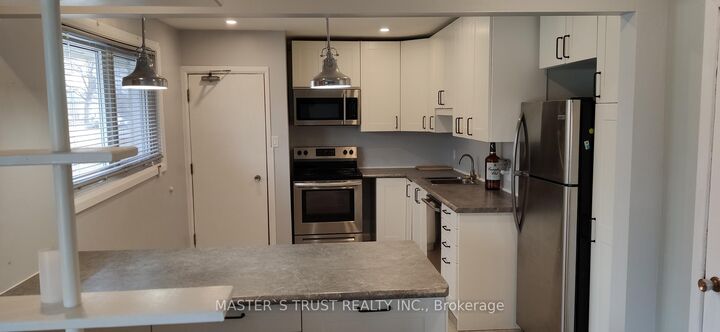 Property Photo: 30 William Street Upper ON N1E 5C9