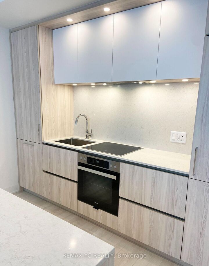 Property Photo: 15 Mercer Street 508 ON M5V 0V1