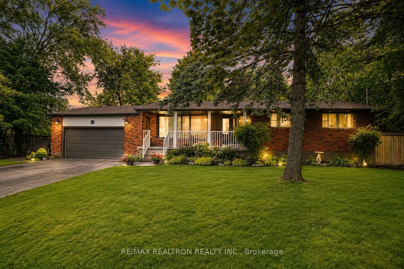 Property Photo: 15 Park Road ON L0G 1B0