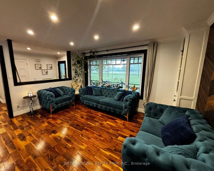 Property Photo:  9364 Wellington Rd 124 N/A  ON N0B 1T0 