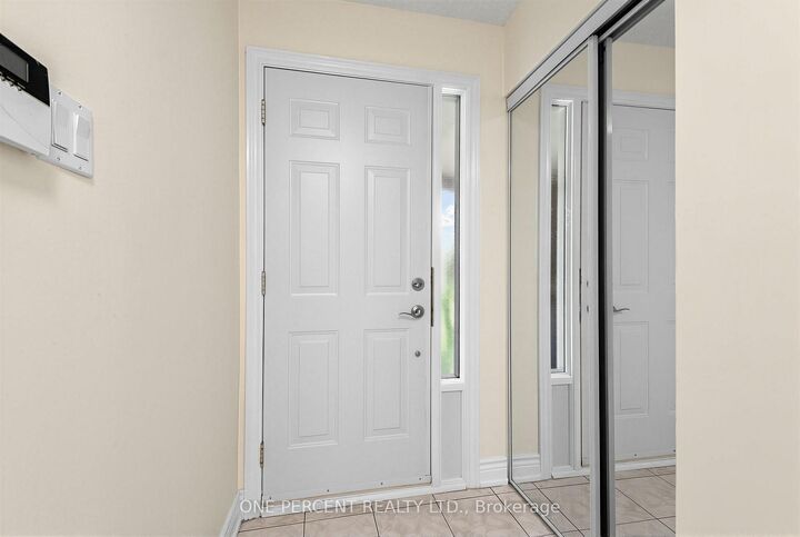 Property Photo: 12 Appleby Crescent ON L3R 4L2