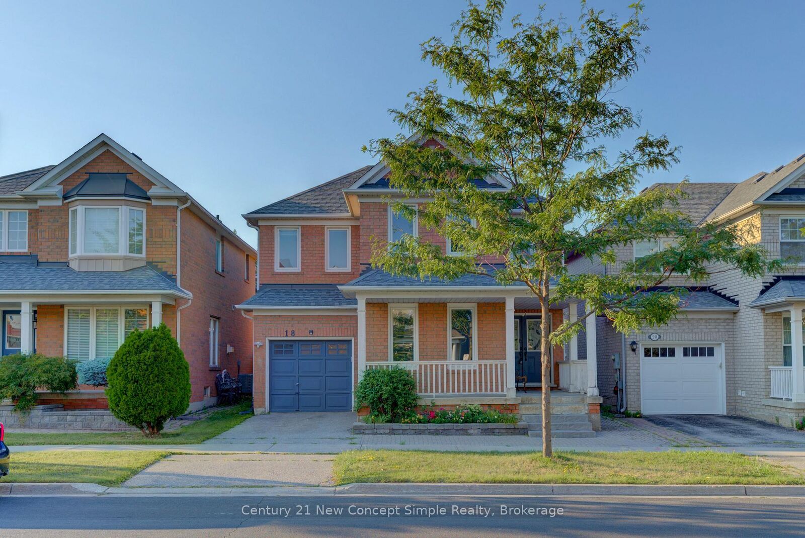 Property Photo: 18 Castlemore Avenue ON L6C 2B3