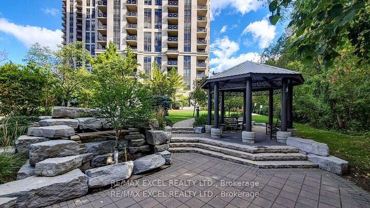 Property Photo: 135 Wynford Drive 1204 ON M3C 0J4