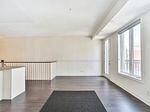Property Photo:  70 Eastwood Park Gardens Th 4  ON M8W 0B2 