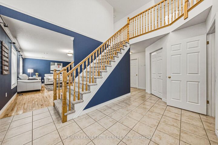 Property Photo: 140 Country Club Drive ON N1T 2B6