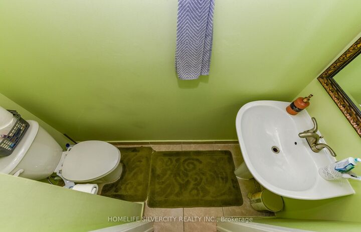 Property Photo: 7255 Dooley Drive 29 ON L4T 2S7