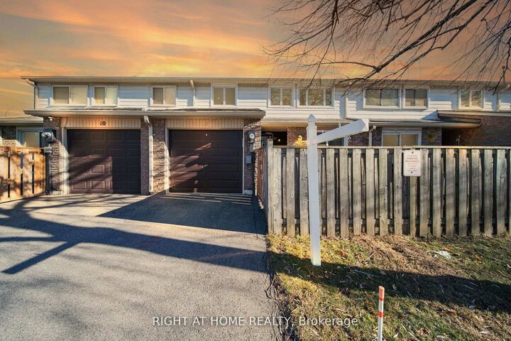 12 Lace Fern Way — photo 1