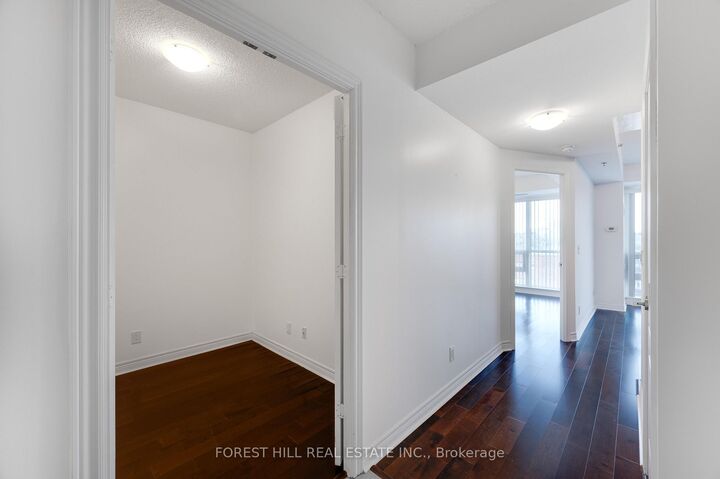 2756 Old Leslie Street 510 — photo 1