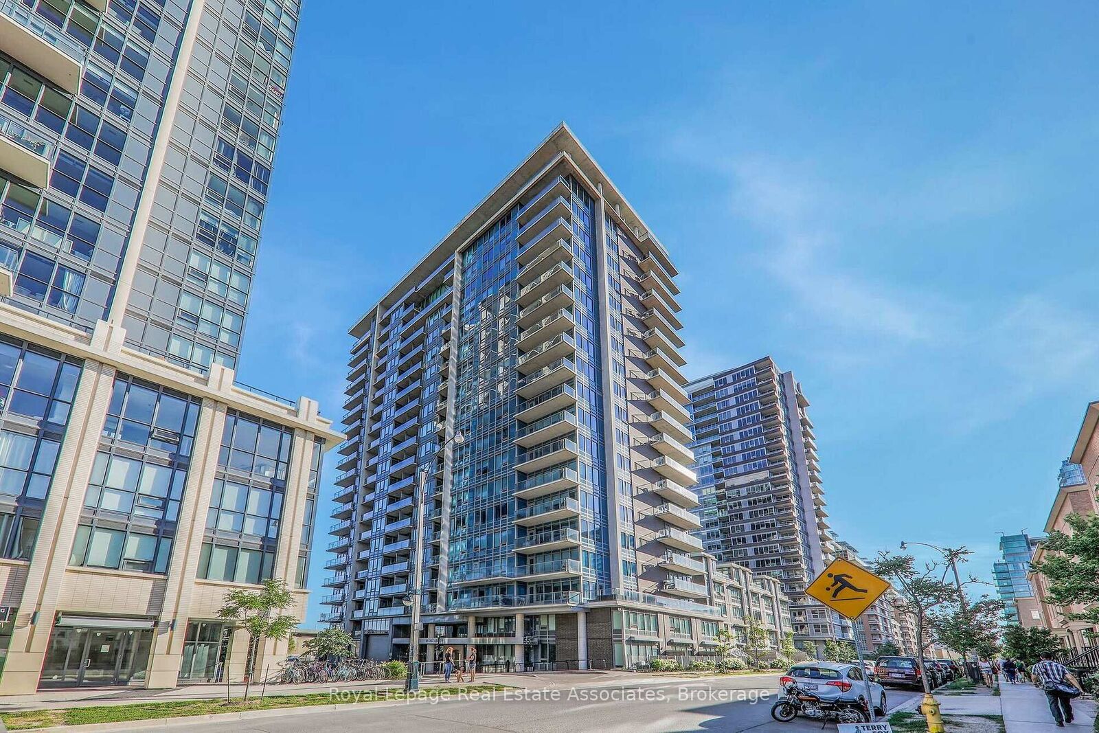 Property Photo: 55 East Liberty Street 410 ON M6K 3P9