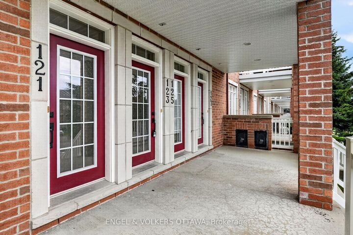 Property Photo: 123 Eye Bright Crescent ON K1V 2K6