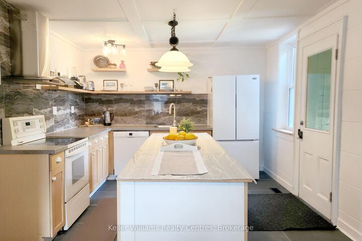 96 Charles Street — photo 1