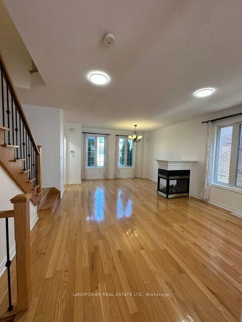 Property Photo:  358 William Berczy Boulevard Main &Amp 2nd  ON L6C 0C2 